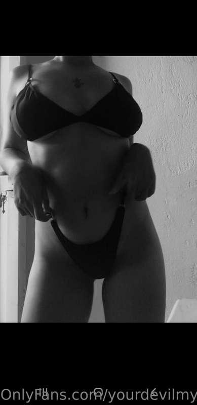 😈😈😈  @babyjadde😈😈
💋💋 FREE FREE  FREE 💋💋

🔥SEXTING 
🔥PHO7OS 
..