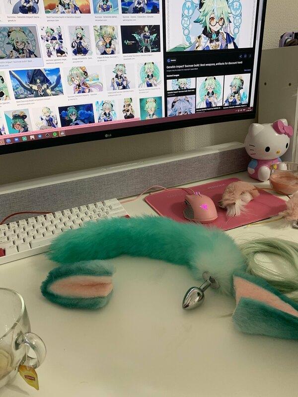 I never thought that I would ever dye a butt plug with a tai..