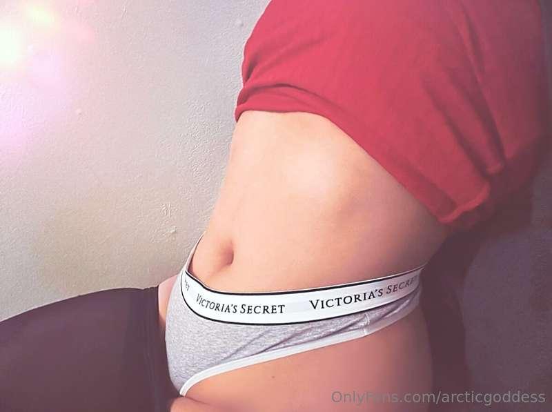 Later that day after an intense belly worship session, my me..