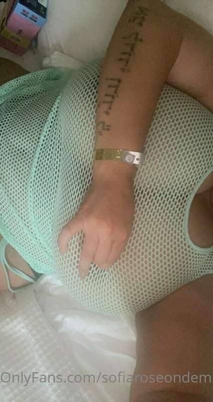 In a complicated relationship with my bed, but I’m willing t..