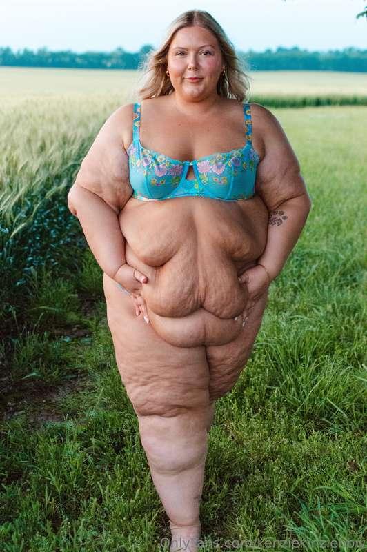 It’s getting hot in the south, yall! Less clothes is the way..