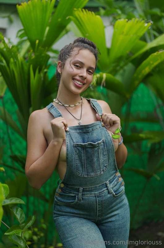  Another photoshoot in my favorite Wonderland 🍃It’s pretty o..