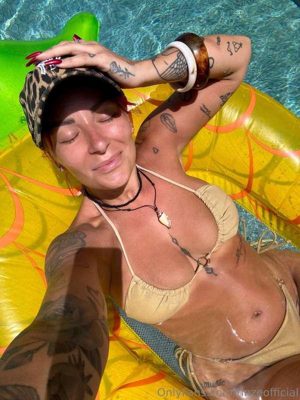 ☀️💋