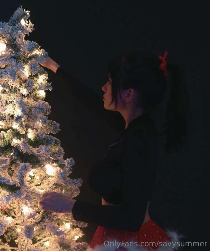 Merry christmas to all those who celebrate and happy holiday..
