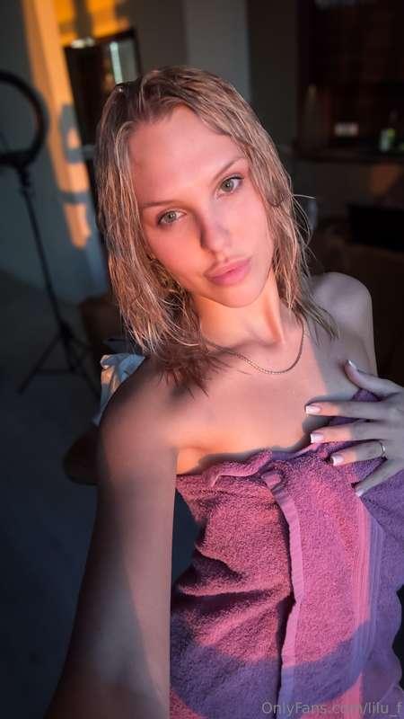 Sometimes I want to look at myself through the eyes of other..