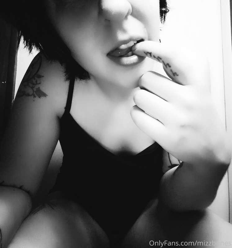 🖤Black dress photoshoot 📷
Pic 4 of 6 ❤❤❤❤🖤🖤

🤤Stay tuned for..
