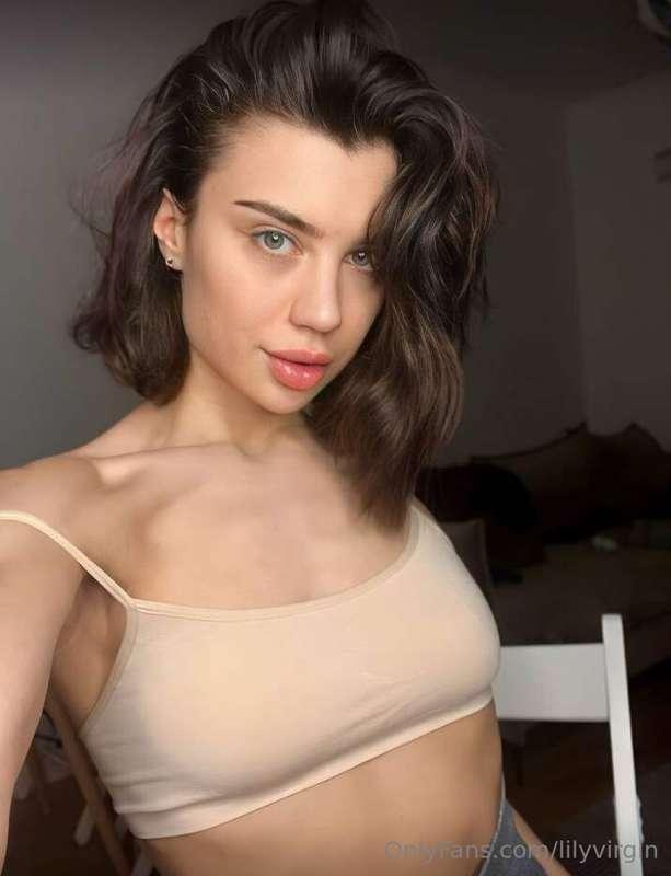 @darizodka 😈🔥 
She wants to get fucked hard, can you help he..