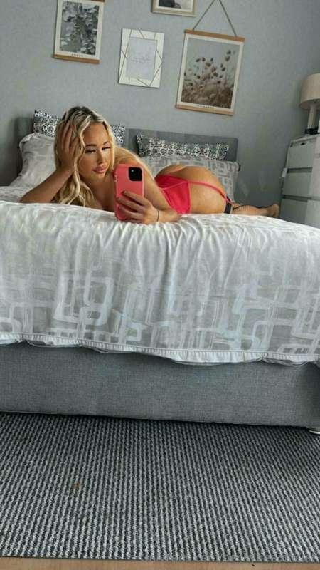 *Best Ass on OF...Click the link and LMK if I'm wrong 😈 http..