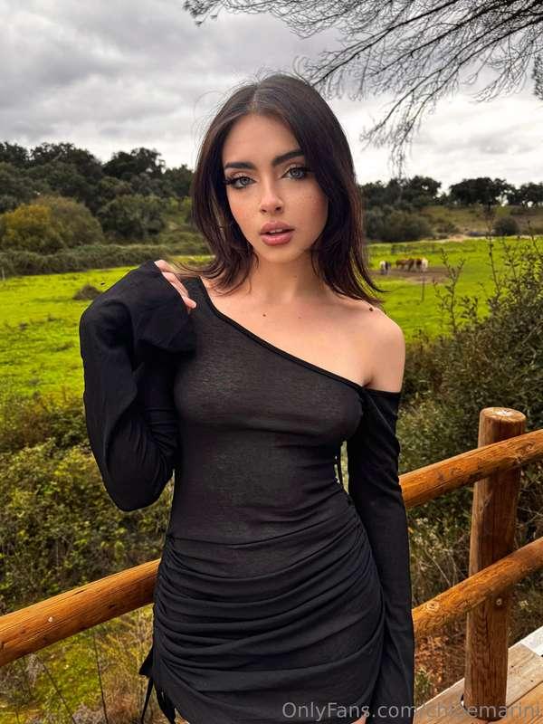 chloemarini image #1