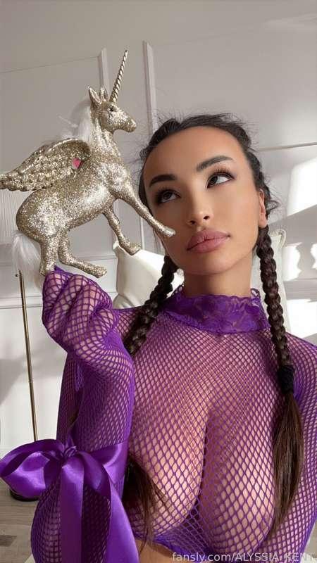 alyssia_kent image #1