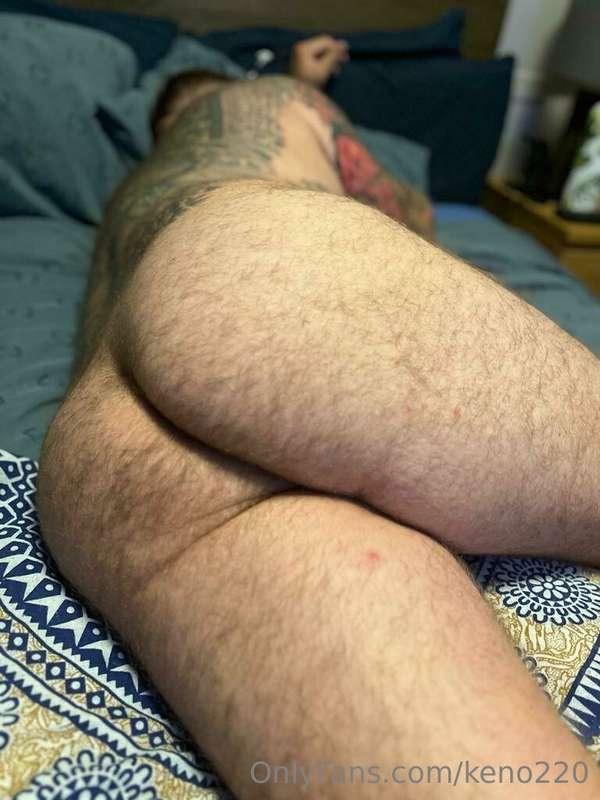 Some bum shots before bed