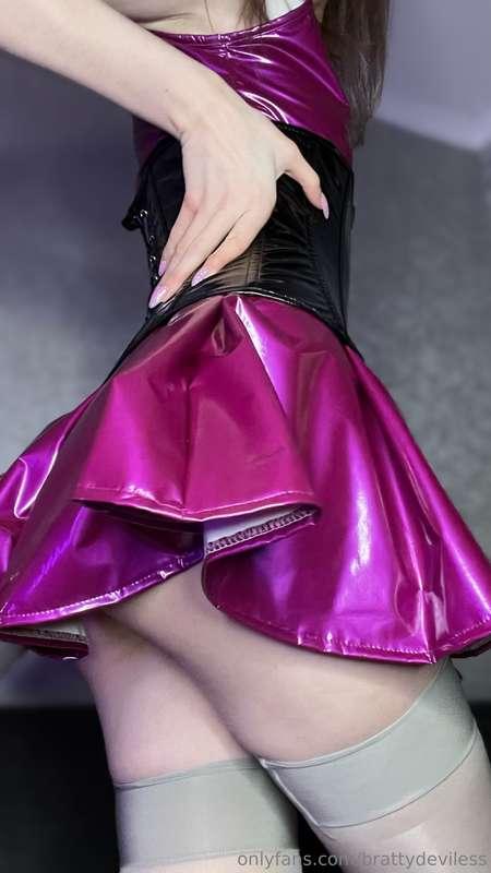 brattydeviless image #0