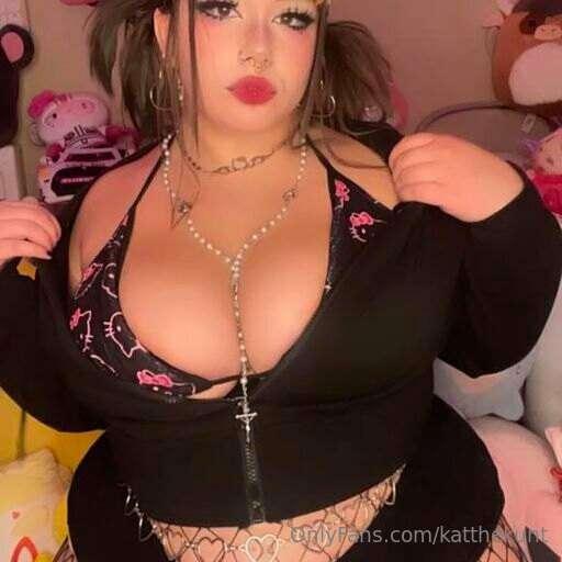 Does boob size matter?🤔