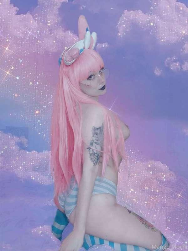 Happy Wednesday and UwU to all you lovelies!