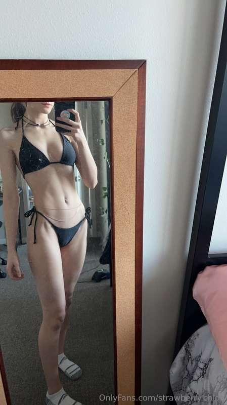 New bikinis 🖤which is your favorite? 💞