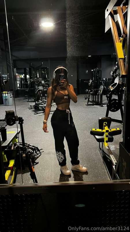 In need of a gym partner 😝
