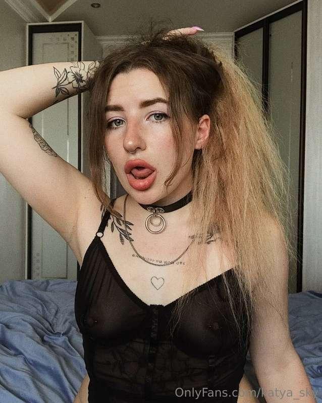 🖤 STOP SCROLLING 🖤 @yoursweetilonna so kinky for her age..👀🌺..