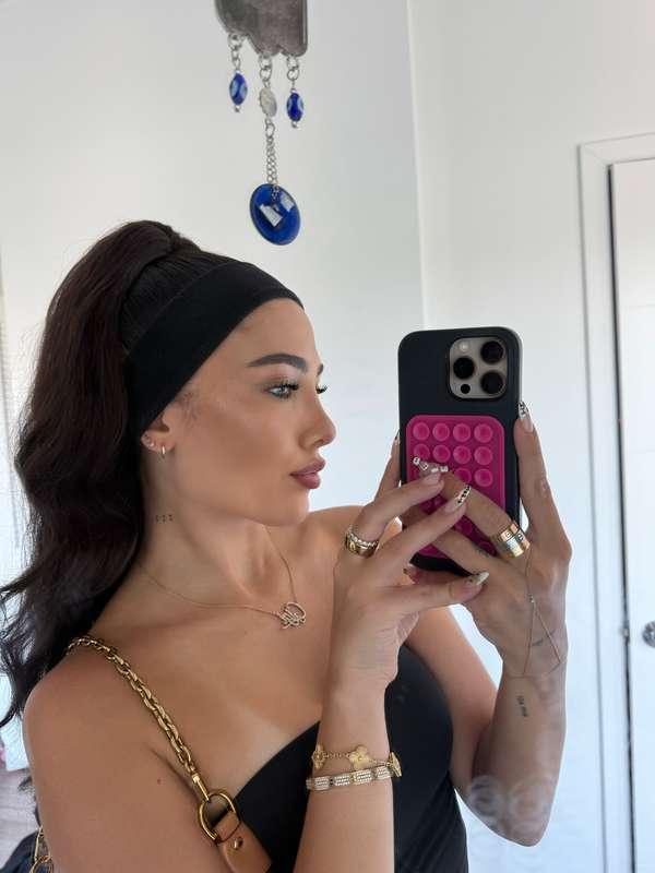 mirror says I’m lookin’ fine, agree? 🪞