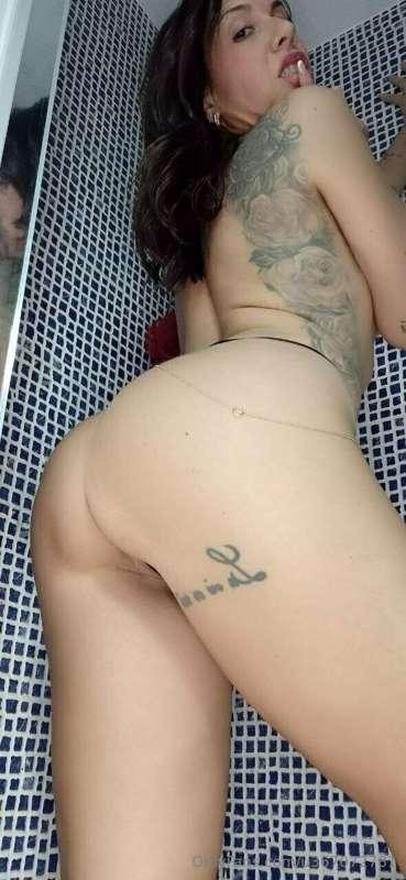 Shower time 🕰️ 
Lets get wet  💦