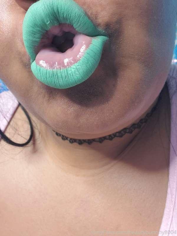 Key Lime Green Kisses