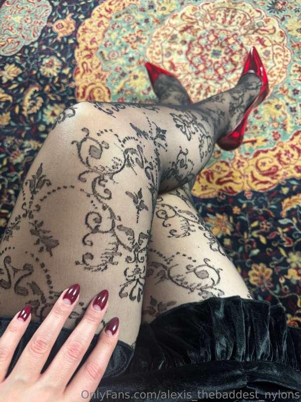 Do you like ornaments? 🥵