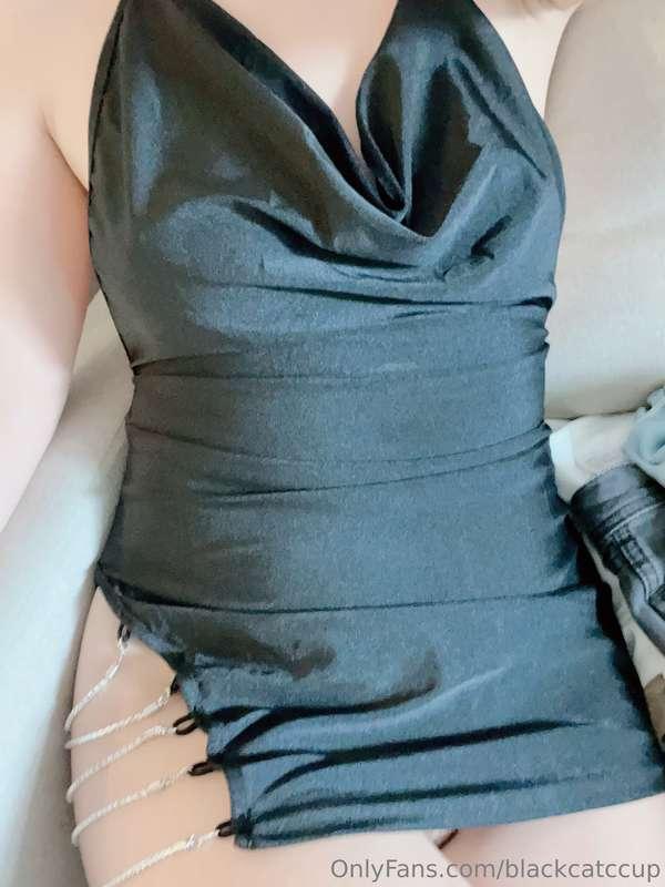 Do you like my dress? | 你喜欢我的衣服吗？
