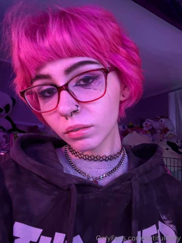 dutifuldolly image #0