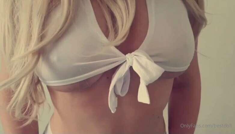 Who take off my top to see hard nipples ? 🥵🥵🥵🥵🔞😳