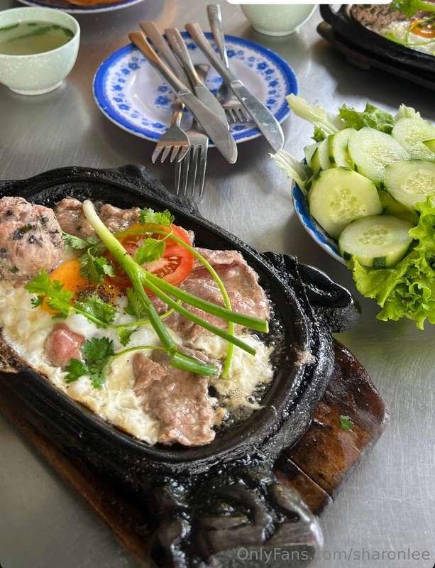 Vietnamese breakfast 🤩It's good to eat salty food in the mor..