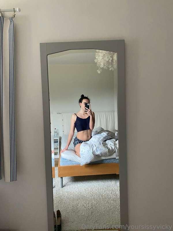 Ready for morning sex?? ☀️💙