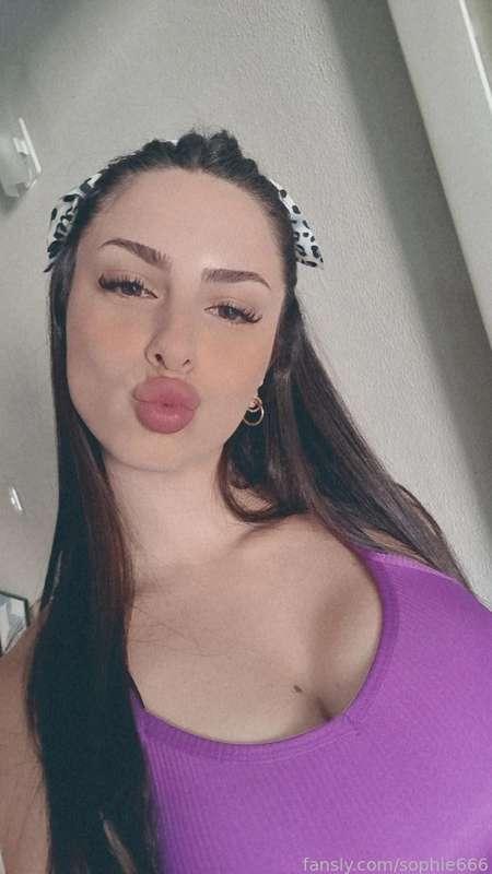 sophie666 image #0