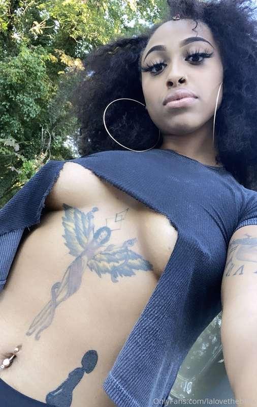 ### In the mood to send some naked booty pics 🙈🍑