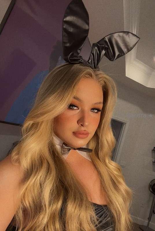 Can you come out and play? 🐰🖤😈