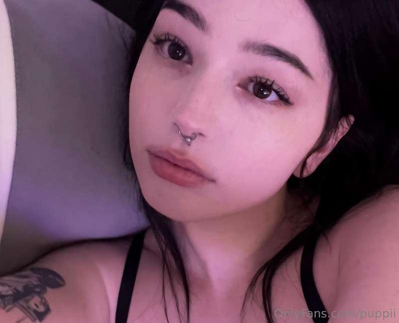 hiiii 💜🥺 don’t forget to check your dms , I’ve been sending ..