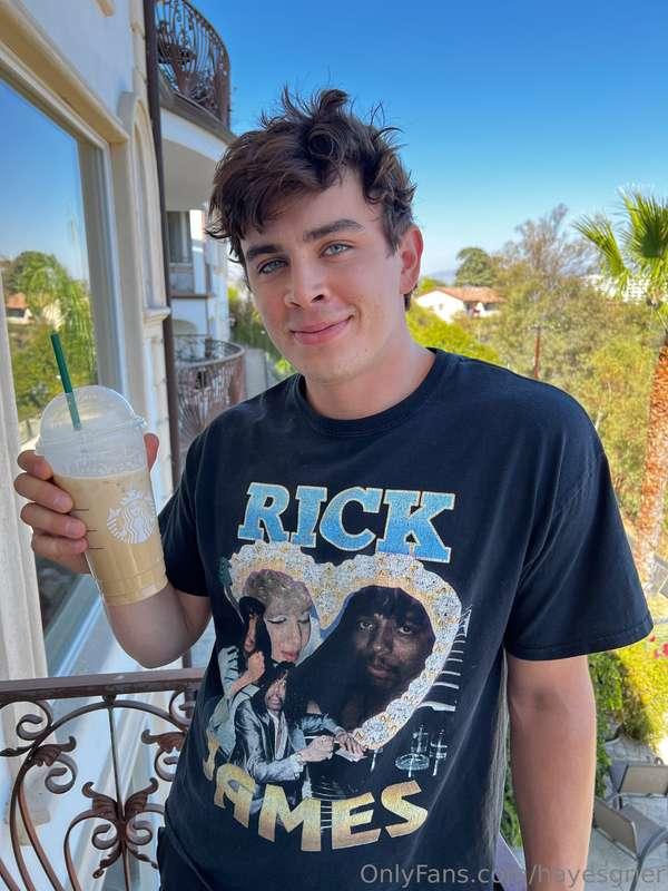 Huge shout out to everyone who showed some love to my "cameo..