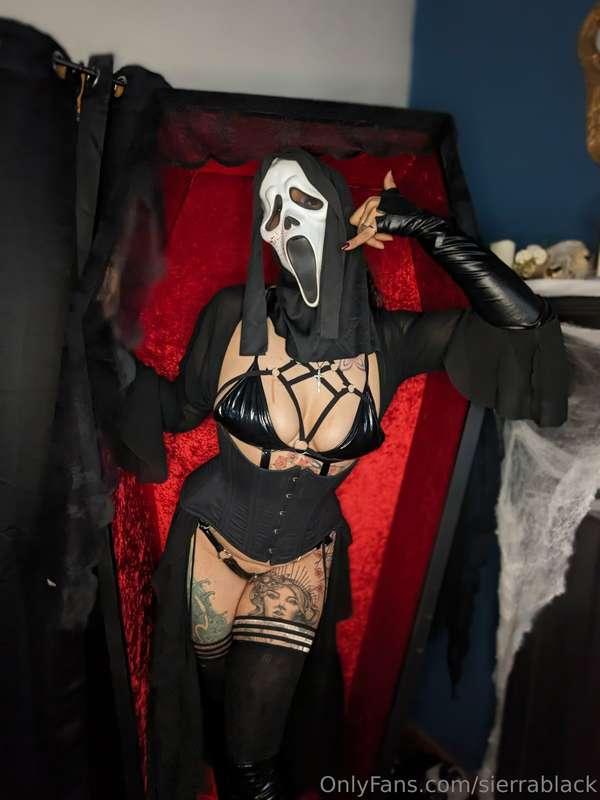 sierrablack image #34