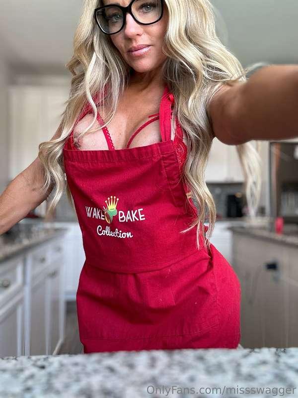 Have you ever fantasized about me in the kitchen?