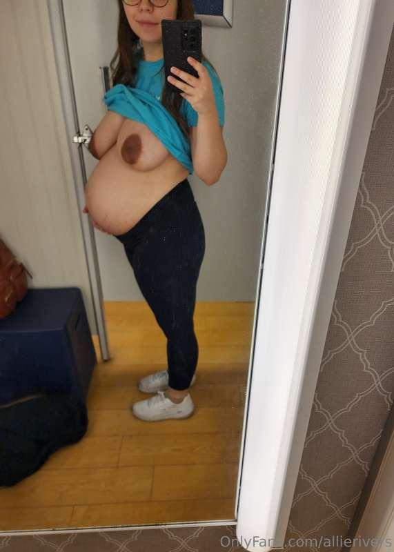 A few pics from the other day when I did a bit of browsing c..