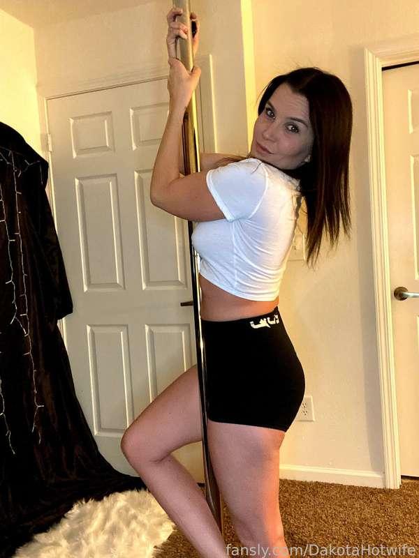 dakotahotwife image #19
