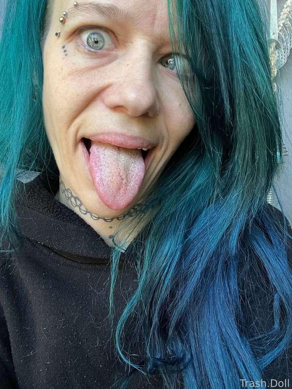 Heh heh heh 


#fyp #eyes #blue #blueeyes #aheago 