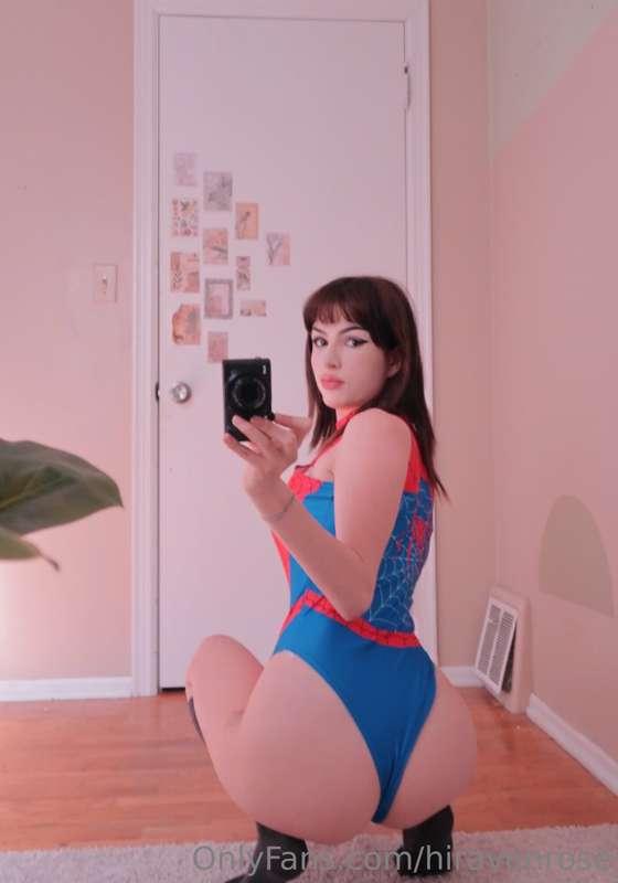 I need more cosplay outfits, any suggestions?