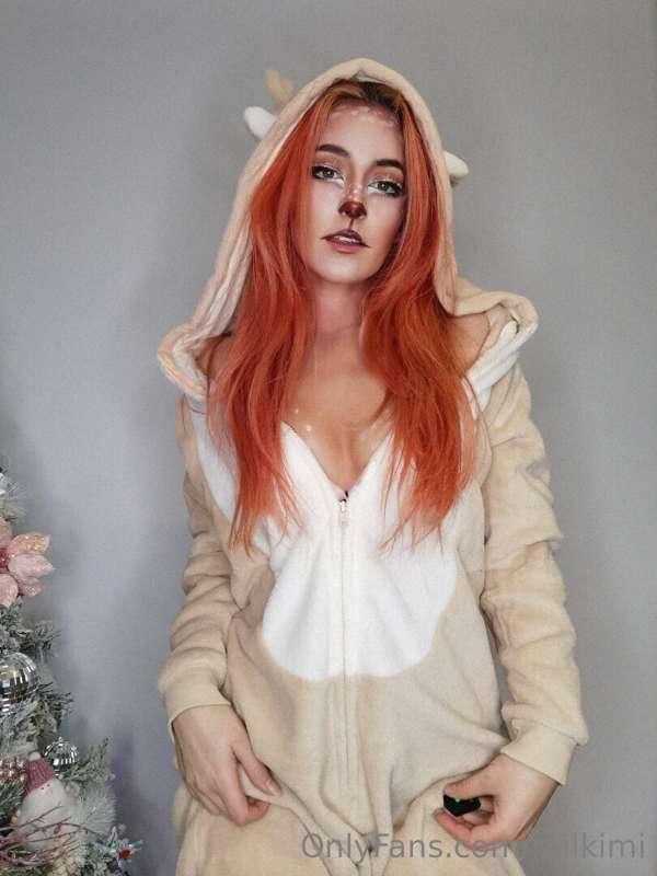 Do you want to know what is behind my deer pajama? 😏 check y..