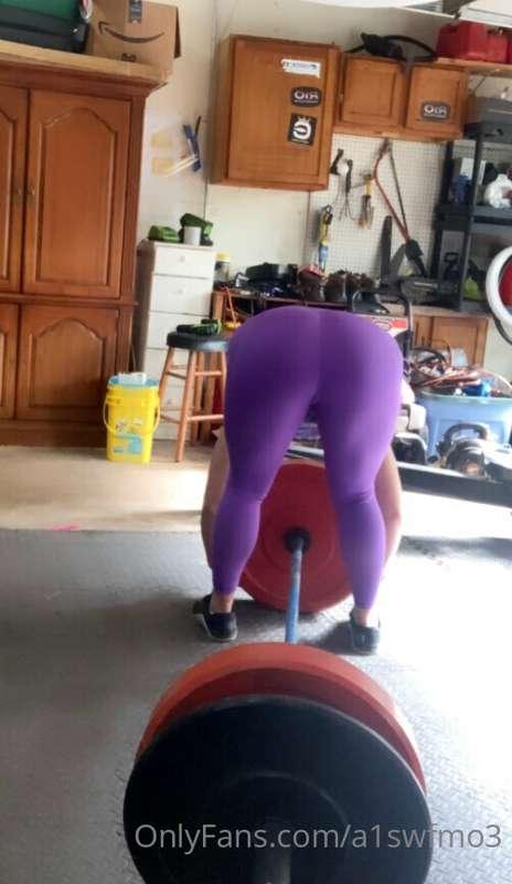 Lifting problems. Don’t mind if I do 🍑