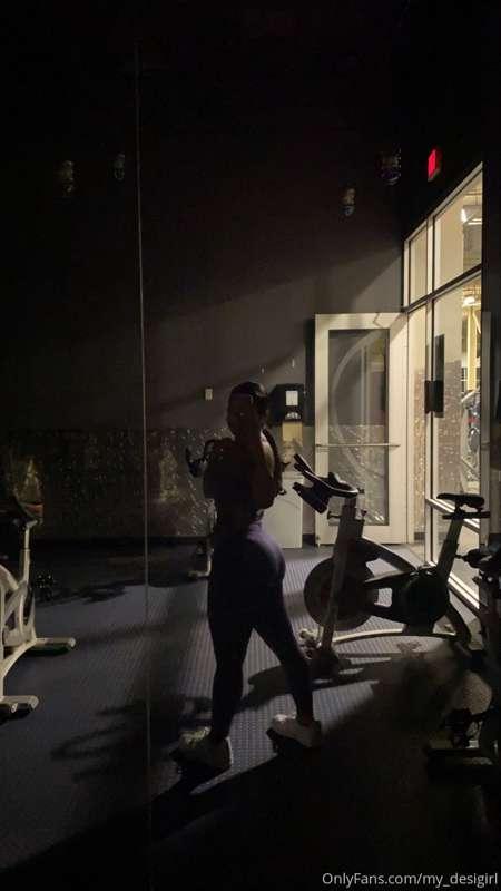 If there’s one thing- my ass will always be fat. LIKE
MY POS..