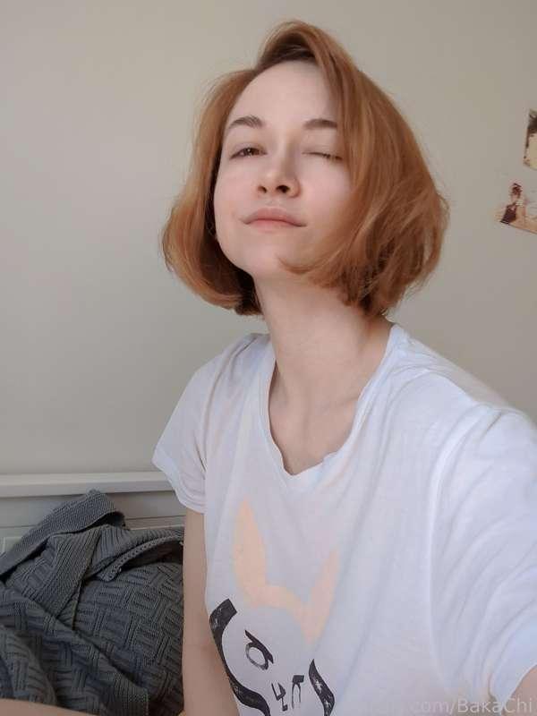 Wow wow thank you so much for donating!!! ✨
The amount needed for the lamp was raised in just 24 hours, I am so grateful ;A; ❤️❤️❤️
There's no way I could buy such a thing on my own right now, thank you all so much 👉👈
Placed an order, but still unclear on delivery times..... Will definitely write a post when I get the lamp! Thank you again my darlings, you are the best!!!! &gt;w&lt; 💖💖💖💖💖

(my sleepy face in your feed) 