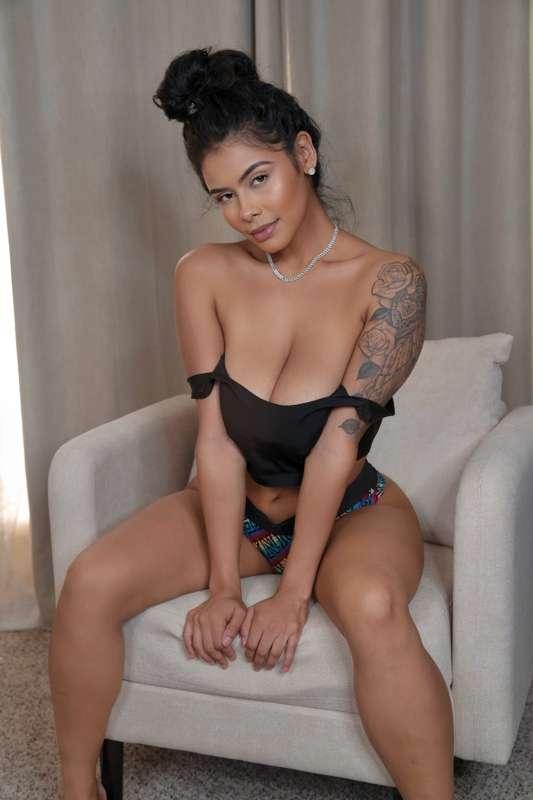 👀👀