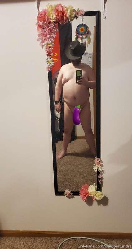 Teaser for an upcoming photo shoot I'm going to do. Need a h..