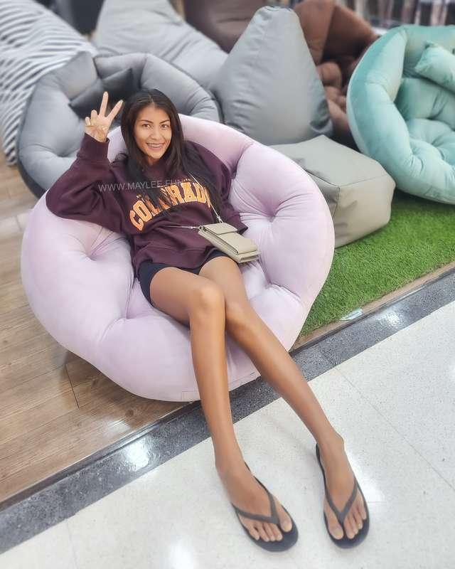 A few casual pics of your girl 😘💕💕 Do you like Casual Maylee..
