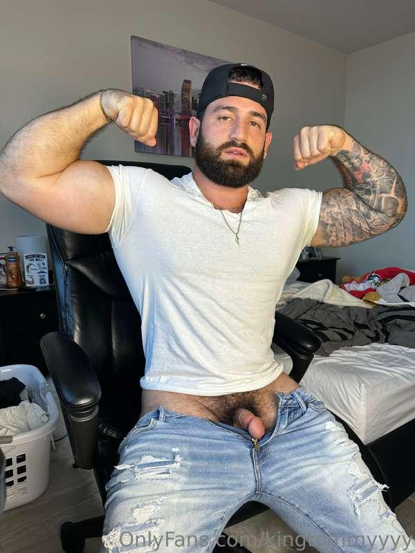 kingtommyyyy image #1