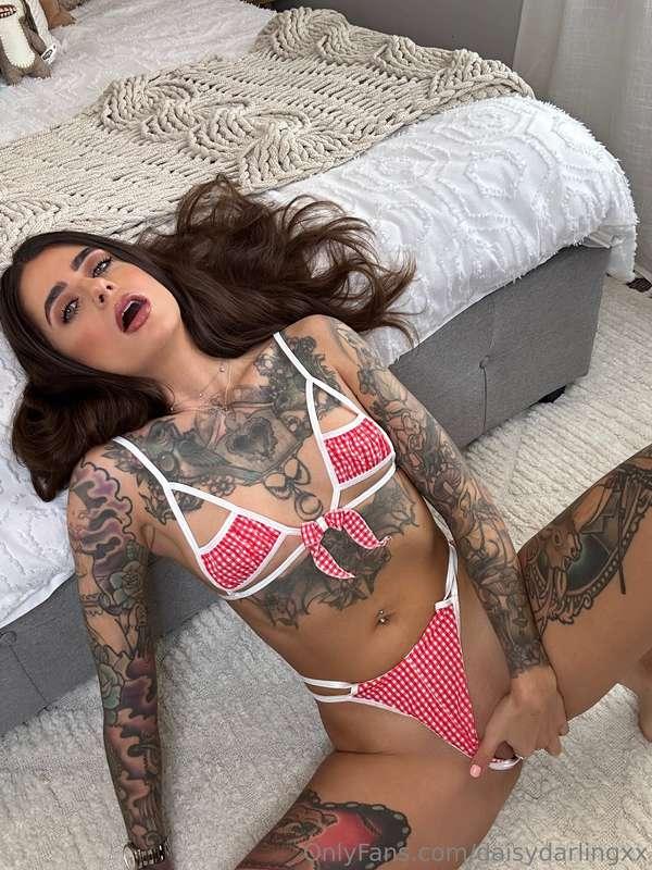Let me get my pussy nice and wet for you 💦 